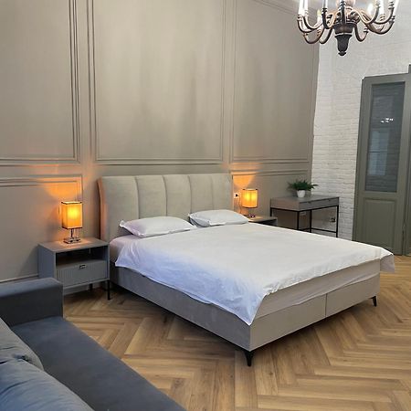Апартаменты Alexander Flat_Alecsandri Орадя Экстерьер фото